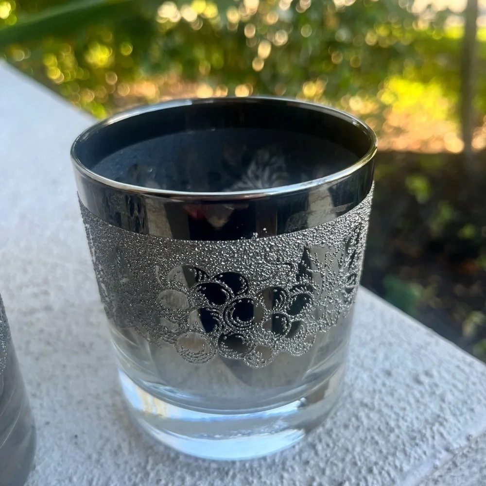 Silver Fade MCM Glasses Barware Embossed Ombré High Ball 4 In Tall Set of 2